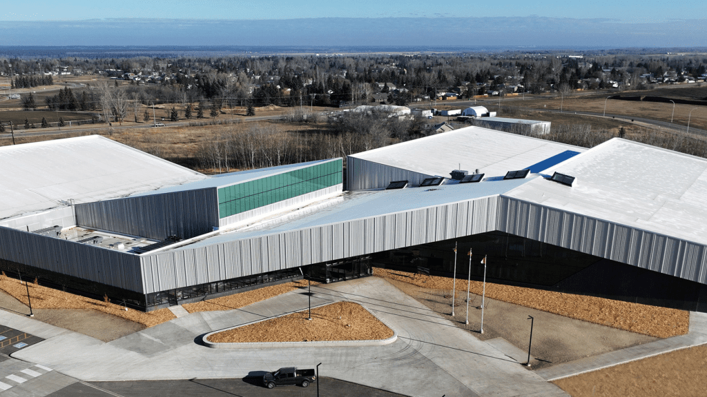 Lake-Country-Coop-Leisure-Centre-Prince-Albert-Graham-exterior
