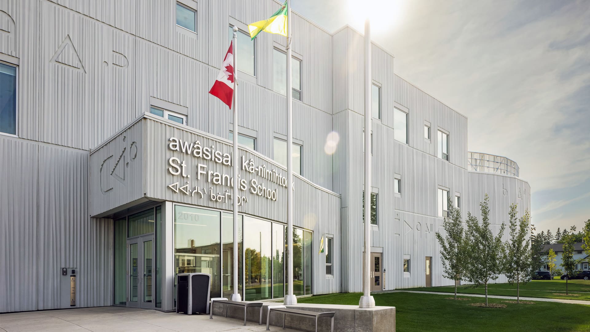 St-Frances-Cree-bilinual-school-saskatoon-sk-graham-construction-1